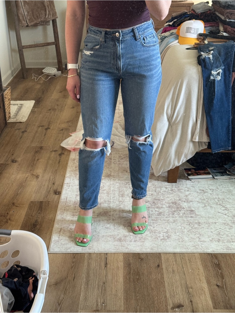 High-Rise Distressed Women’s Jeans - Blue